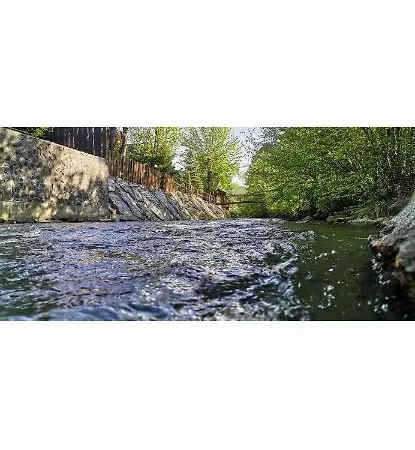 Chalupka Sokoli Dvor S Wellnesom 펜션 Terchová