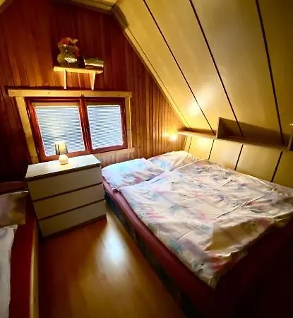 Chalupka Sokoli Dvor S Wellnesom *