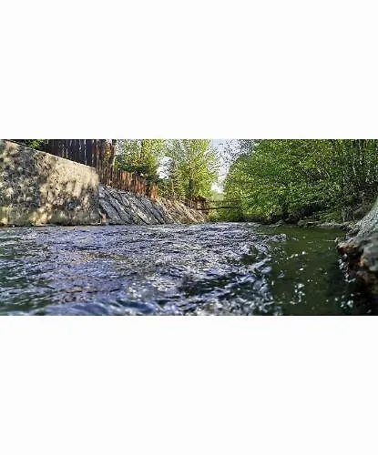 Chalupka Sokoli Dvor S Wellnesom 別荘 Terchová