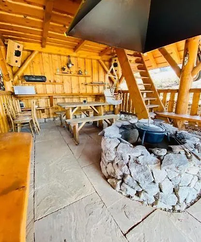 Chalupka Sokoli Dvor S Wellnesom بيت للعطل