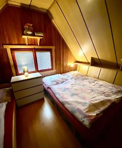 Chalupka Sokoli Dvor S Wellnesom *